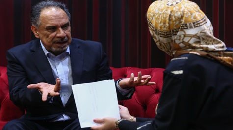 طالب با تهاجم فرهنگی خود فرهنگ را از بین مـــی برد